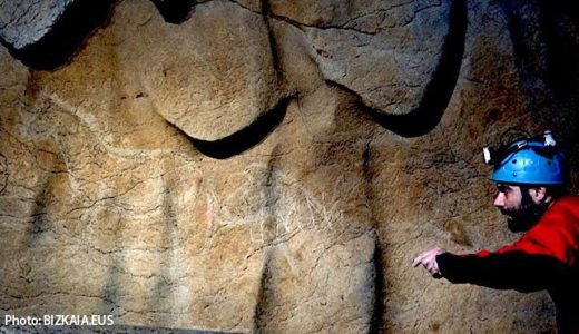 [210] Cave paintings made 14,000 years ago found in Spain